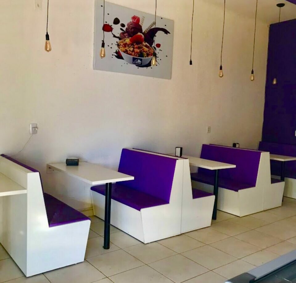 VENDE-SE AÇAITERIA/SORVETERIA COM ÓTIMA CLIENTELA EM TRÊS LAGOAS-MS