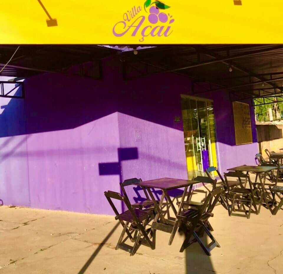 VENDE-SE AÇAITERIA/SORVETERIA COM ÓTIMA CLIENTELA EM TRÊS LAGOAS-MS