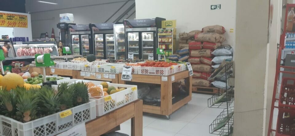 Supermercado a venda