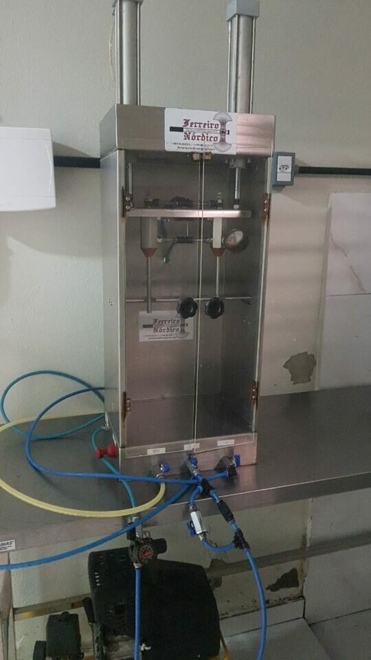 Fábrica de cerveja artesanal