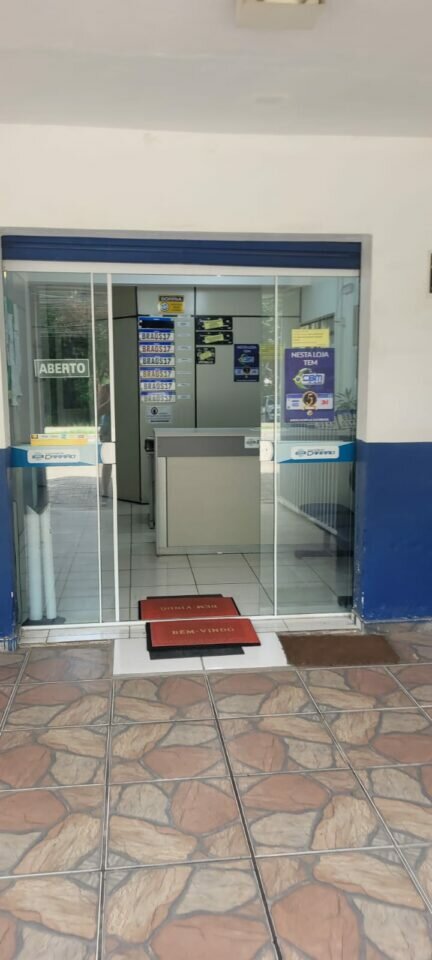 Estampadora de placas veiculares