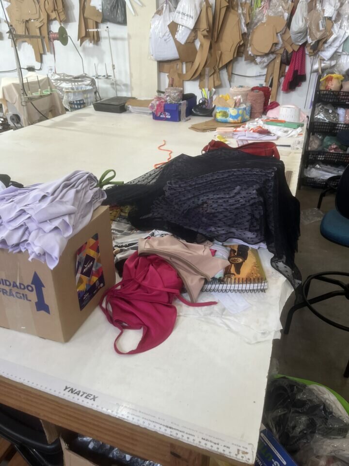 Vendo fábrica de lingerie