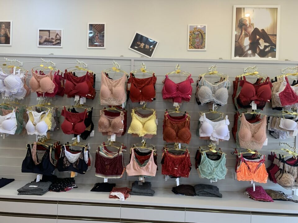 Vendo fábrica de lingerie