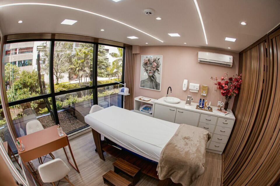CLINICA DE ESTETICA  MON VISAGIE