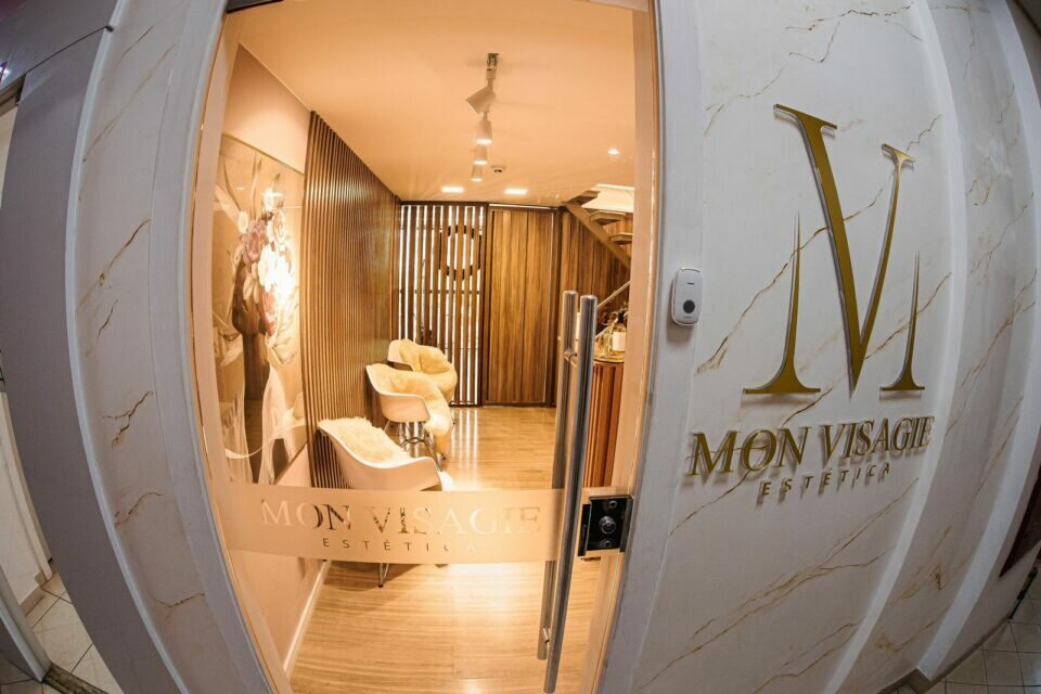 CLINICA DE ESTETICA MON VISAGIE