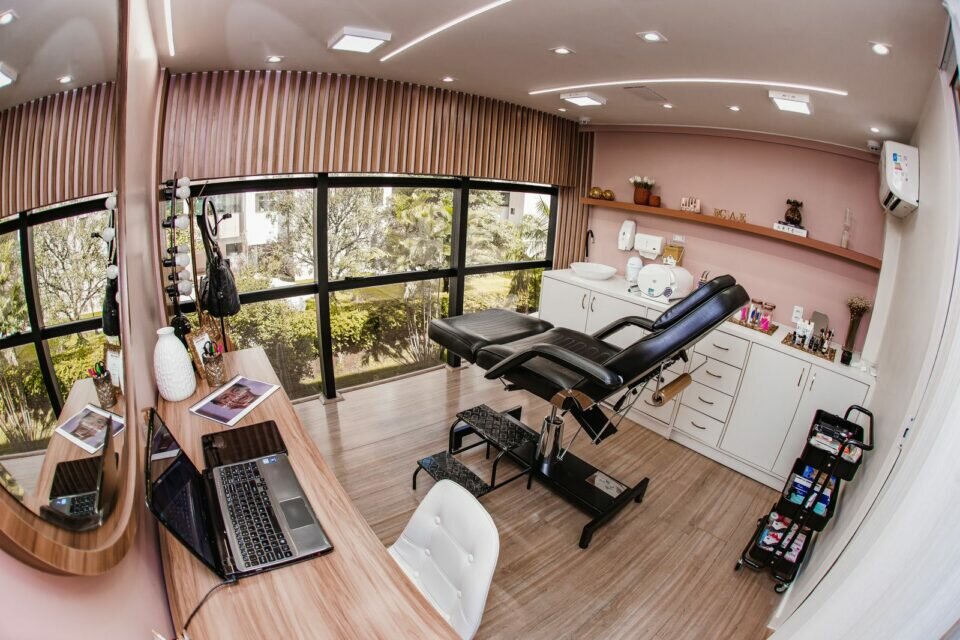 CLINICA DE ESTETICA  MON VISAGIE