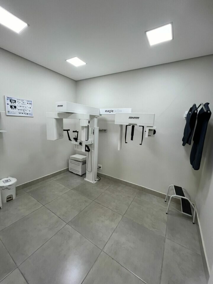 Oportunidade vendo clínica de radiologia odontológica completa
