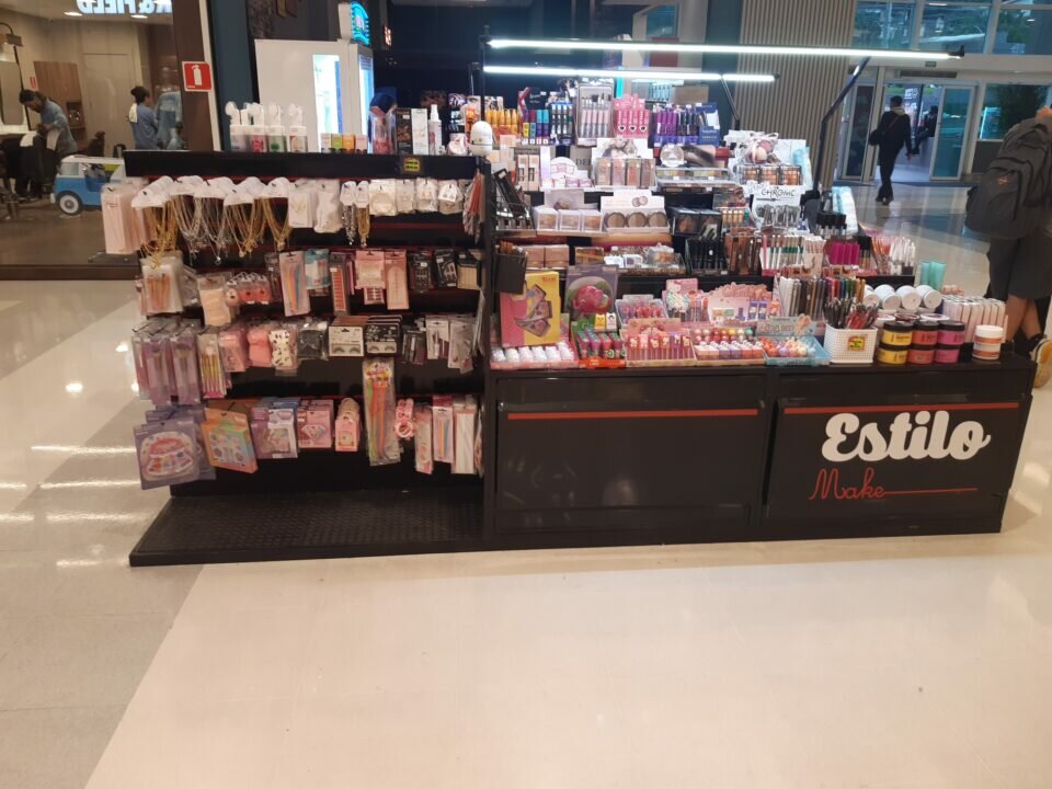 Vendo quiosque de maquiagem
