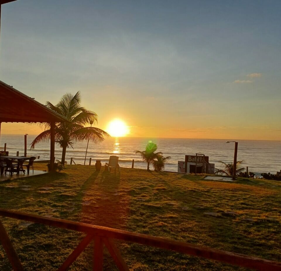 Venda propriedade frente mar