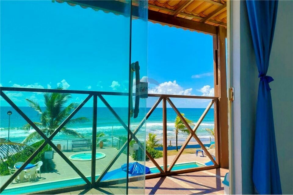 Venda propriedade frente mar