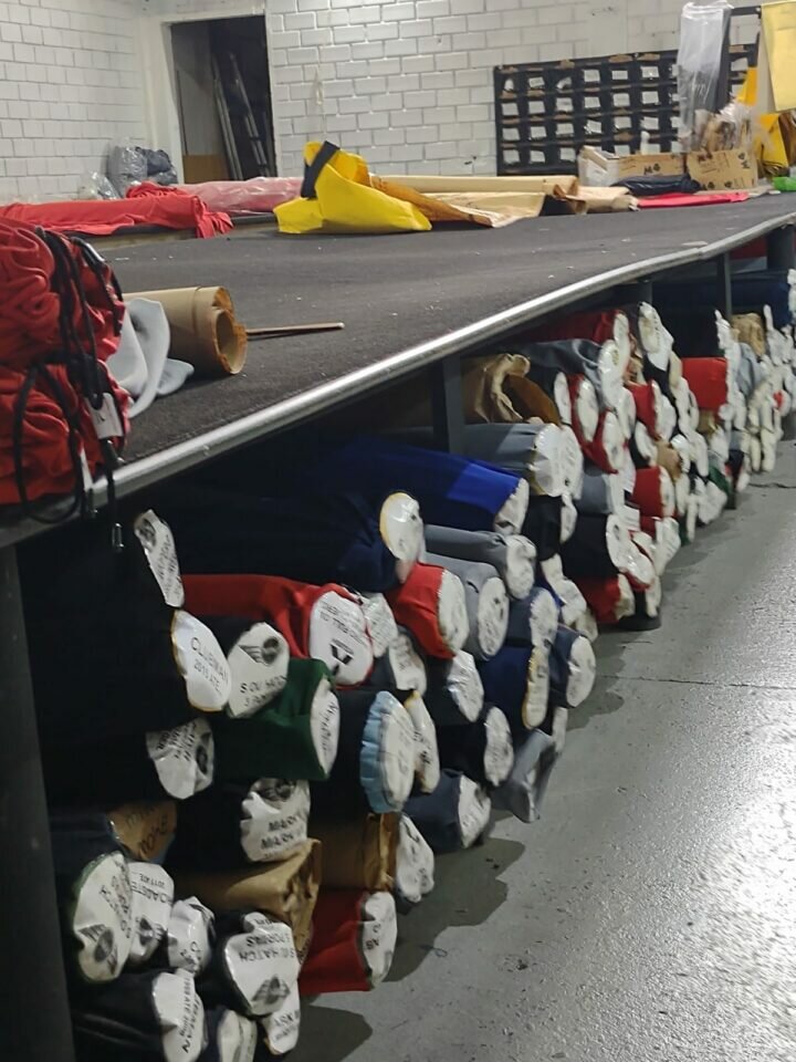 INDUSTRIA DE CAPAS PARA CARROS E MOTOS, ROUPAS E UNIFORMES SOB MEDIDA
