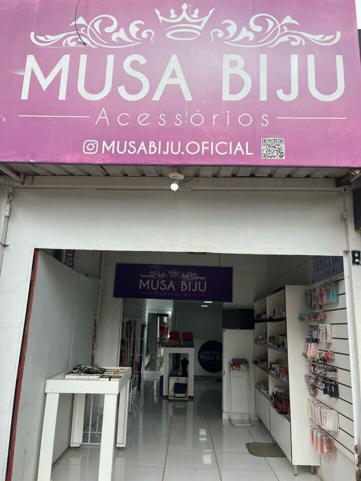 Loja de acessórios feminino e Maquiagem