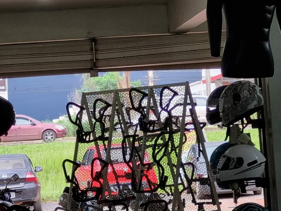 Oportunidade peças e oficina de motos