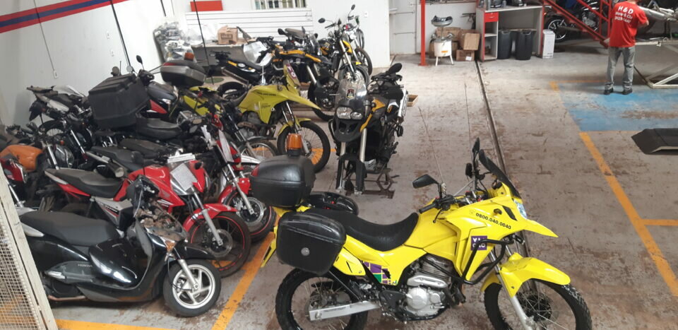 Oportunidade peças e oficina de motos