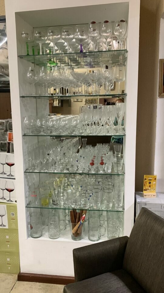 Emporio de bebidas,chocolates,cervejas especiais ,vinhos etc