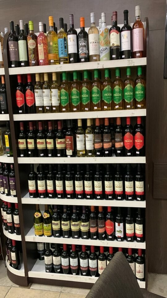 Emporio de bebidas,chocolates,cervejas especiais ,vinhos etc