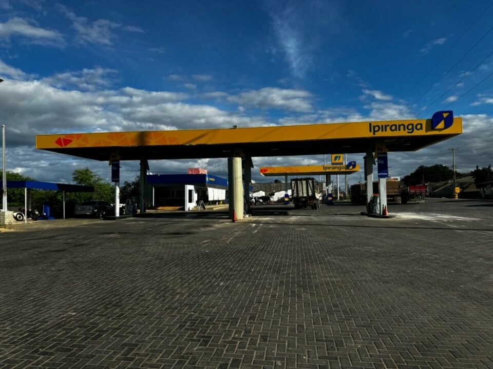 Posto de combustíveis