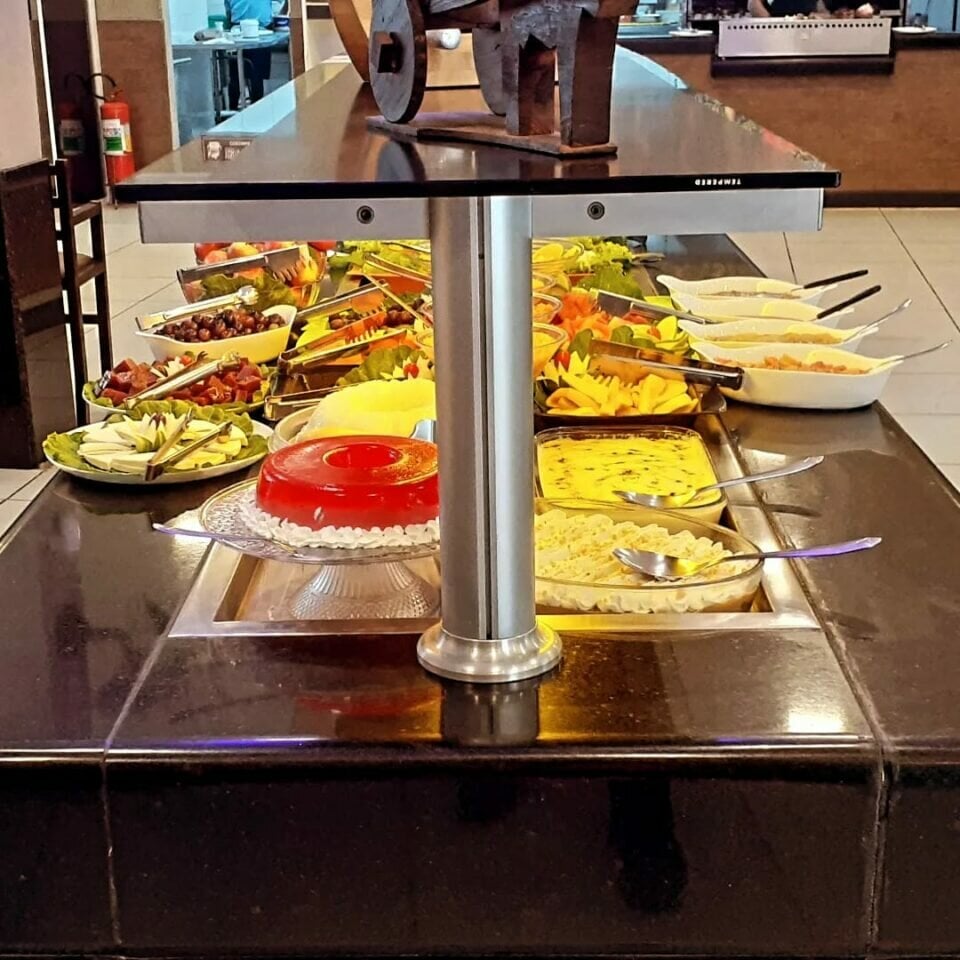 LINDÍSSIMO RESTAURANTE NA Z/N FATURAMENTO R 200000
