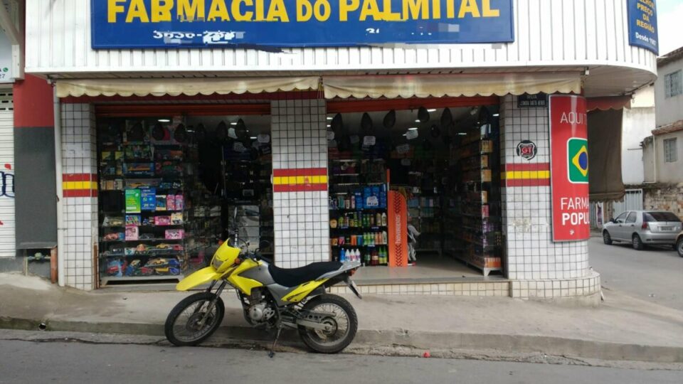 Farmácia consolidada 30 anos no mesmo lugar