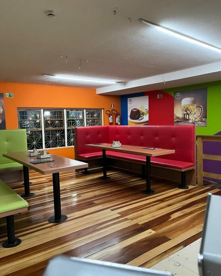 BOLICHE E PIZZARIA