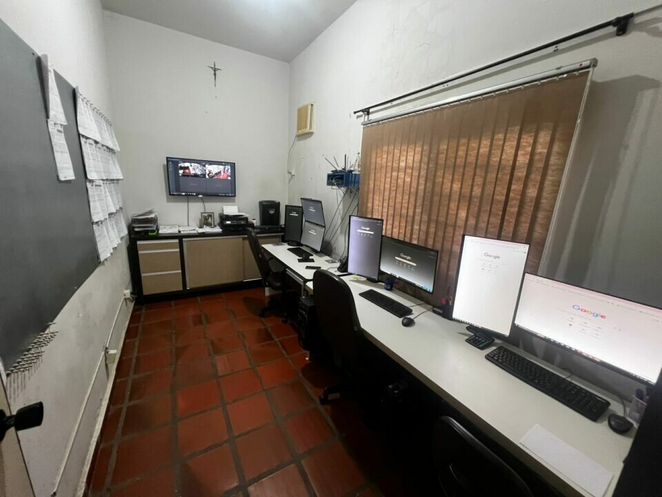 LOJA DE EPI FERRAMENTAS E UNIFORMES COMPLETA EM SANTO ANTNIO DA PLATINA