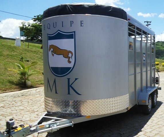 FABRICA DE REBOQUES E TANQUES RODOVIARIOS