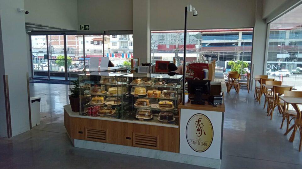 Cafeteria Completa