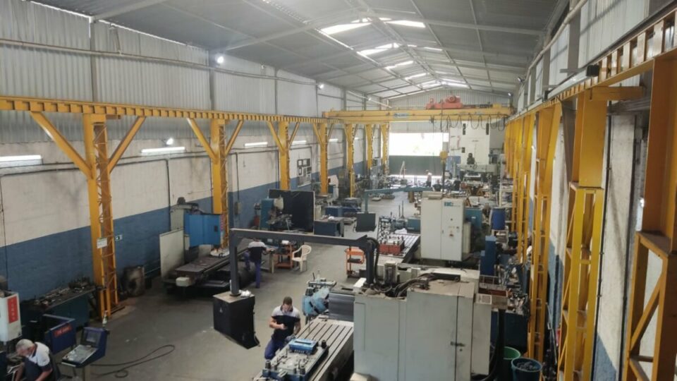VENDO EMPRESA DE USINAGEM, CALDEIRARIA E FERRAMENTARIA OMPLETA
