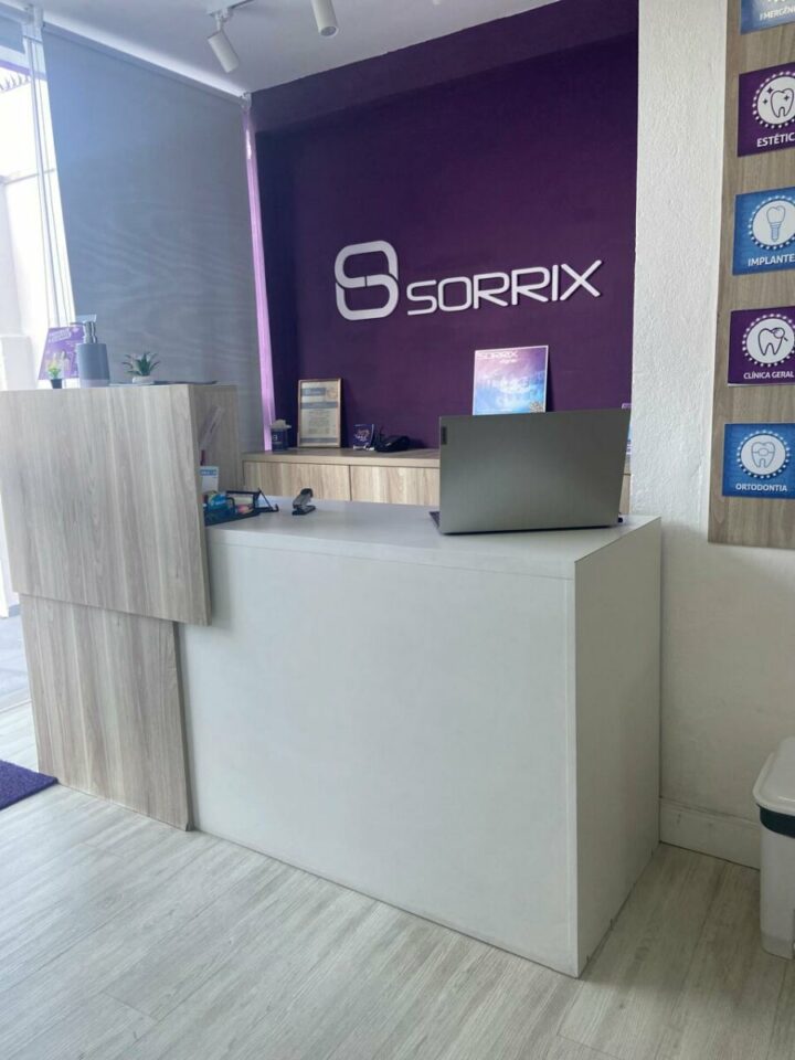 Clínica odontológica Sorrix em funcionamento, carteira de clientes ativa