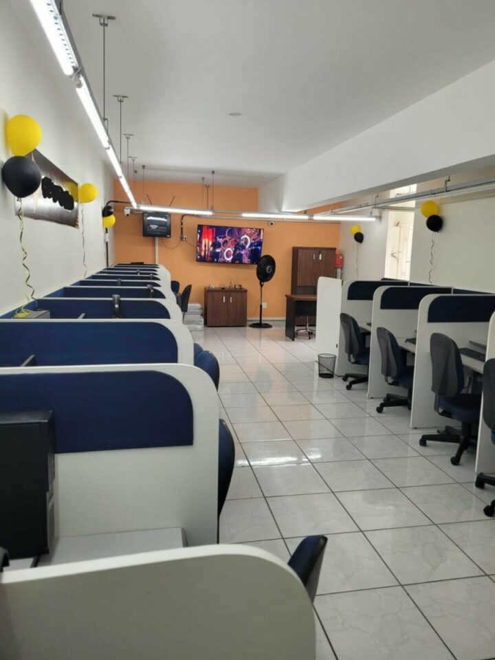 Passa se o ponto escritório de telemarketing