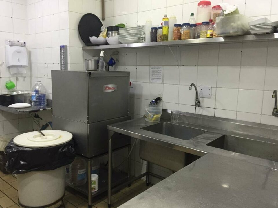 IMPERDÍVEL RESTAURANTE KILO  FATURAMENTO 110000
