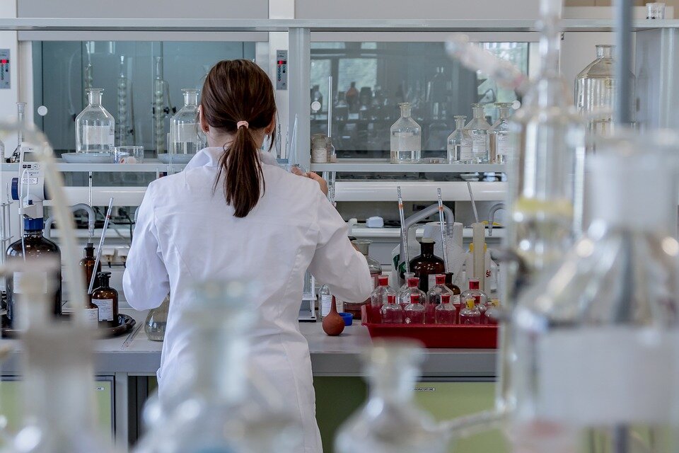 2373 – INDUSTRIA DE CORRELATOS DE PRODS PARA SAUDE