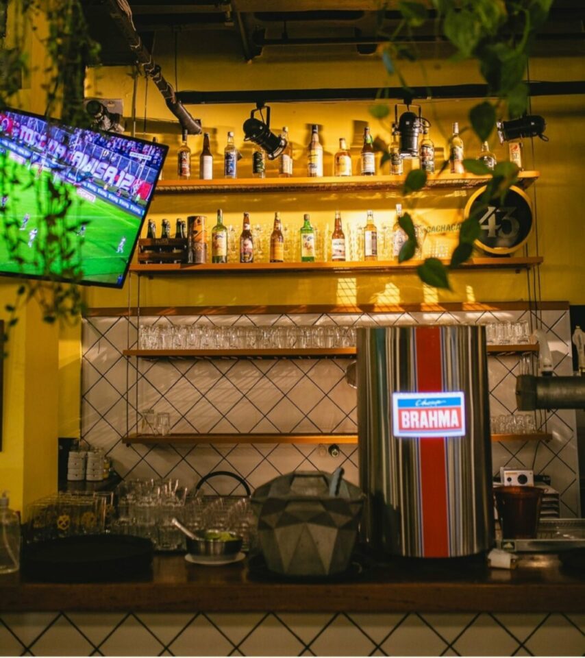 Vendo Bar Restaurante montado