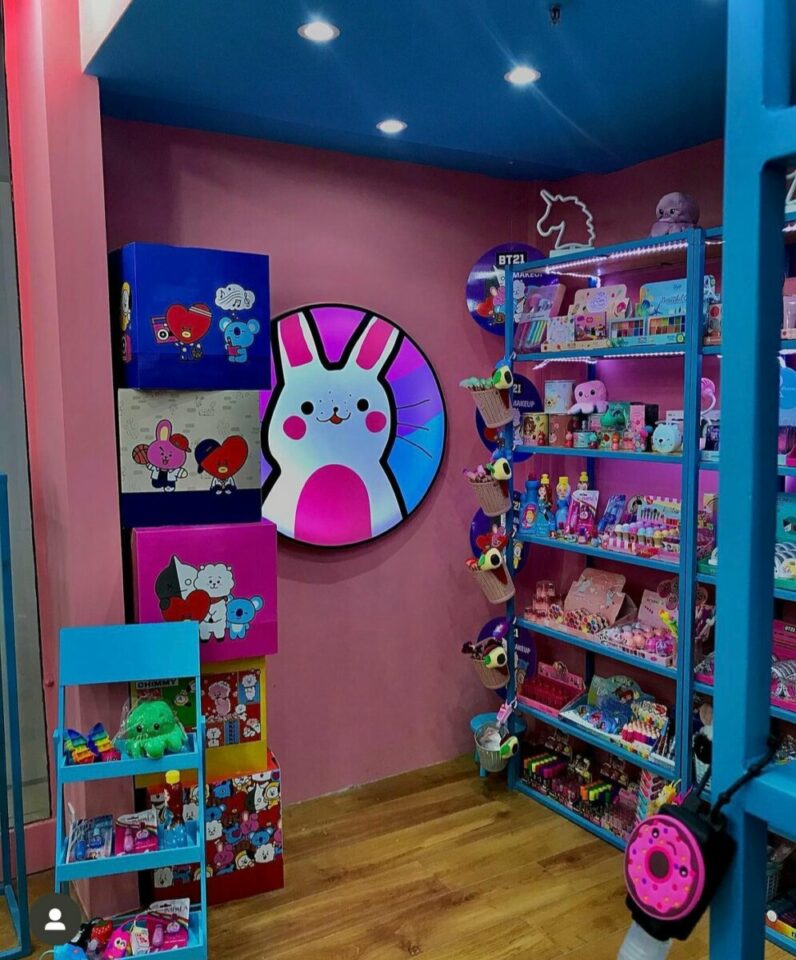 OPORTUNIDADE Vendo loja de cosméticos lucrativa