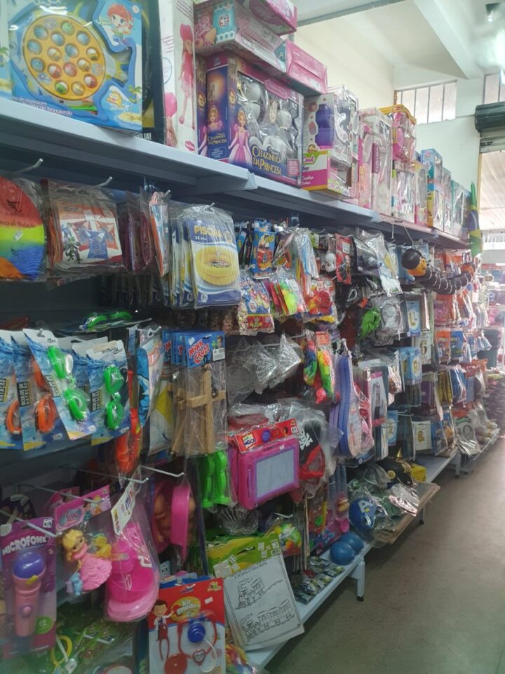 LOJA DE UTILIDADES DOMESTICAS, VARIEDADES