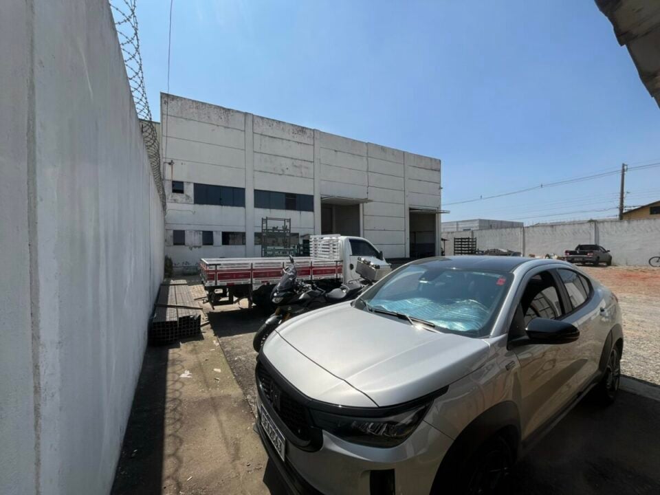 Industria Metalúrgica COMPLETA em operação preço de ocasião