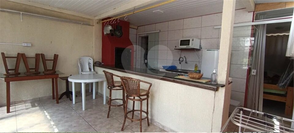 Excelente oportunidade de negócio Pousada pronta para operar em Itapoá/SC