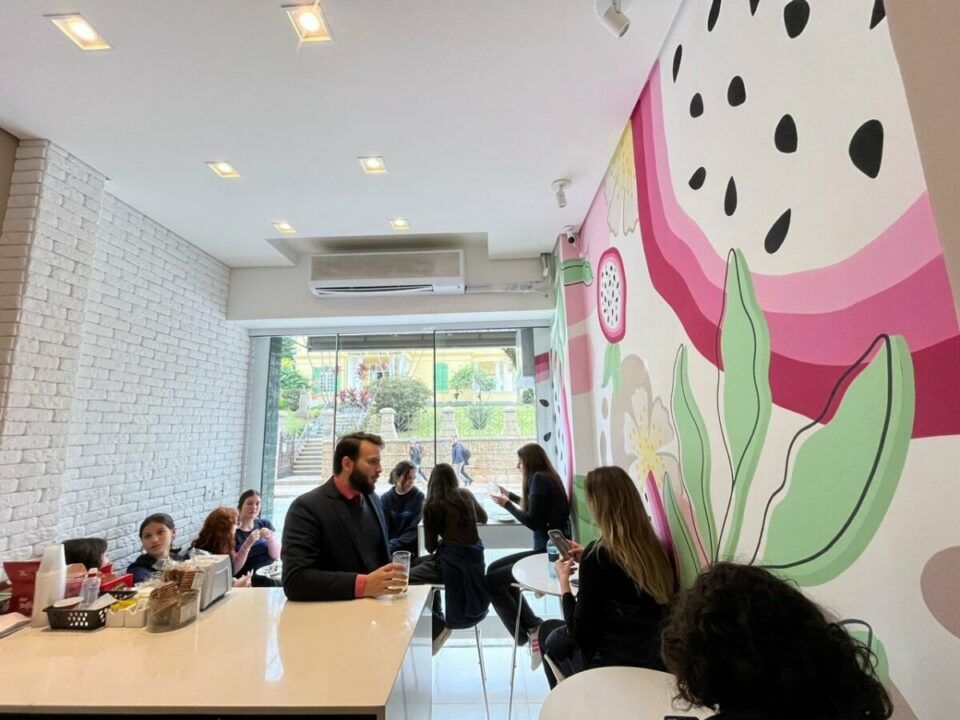 SOFISTICADA CAFETERIA