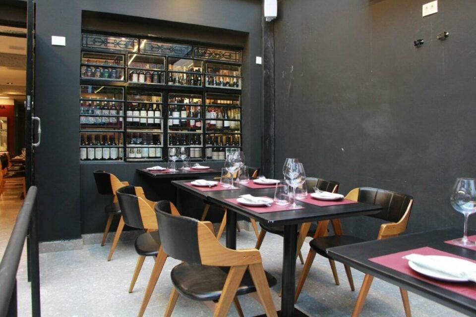 Unidade da maior rede de franquias de wine bar e restaurante do Brasil