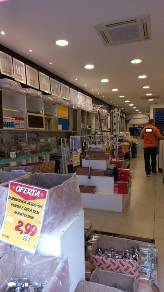 Loja de ferragens