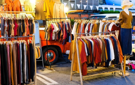 02 Lojas de Roupas Fábrica Marca