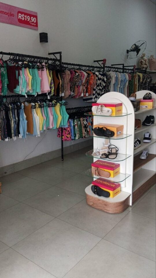 Venda de loja de roupa e calçados 7 anos de mercado