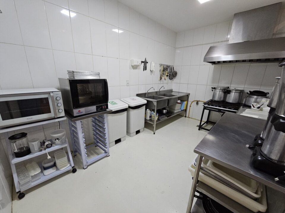 Loja de marmitinhas e cozinha industrial