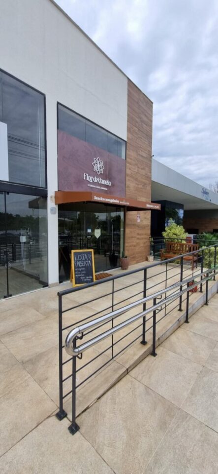 Loja de marmitinhas e cozinha industrial