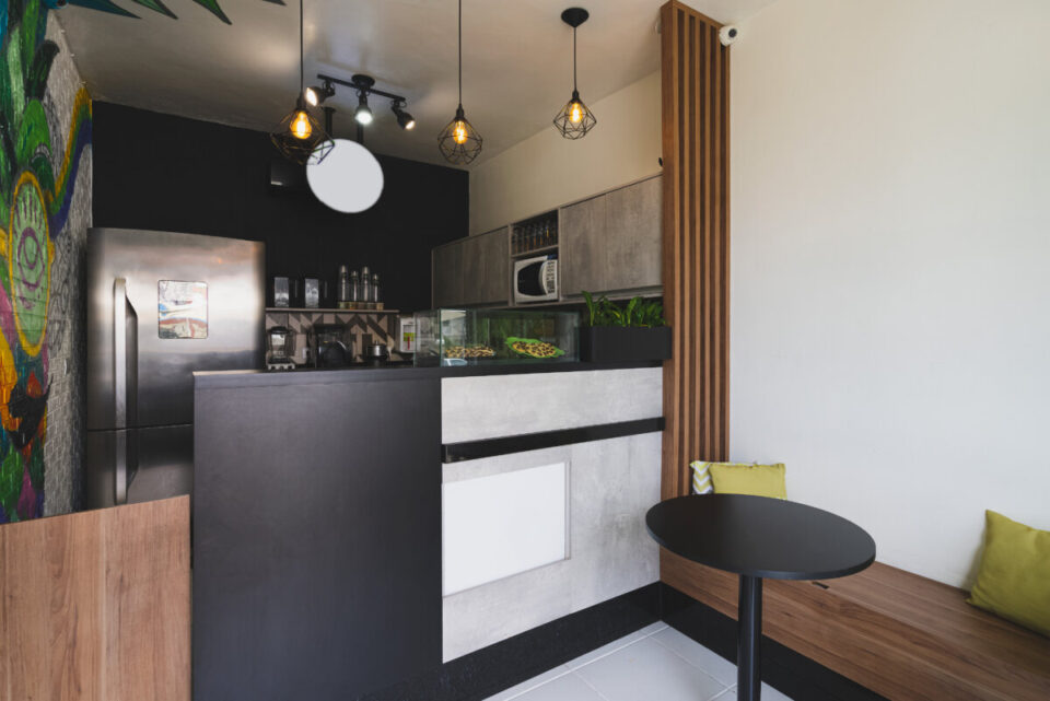 Passo Ponto Comercial p/ ramo de alimentação cafeteria, lanches, sucos, aç