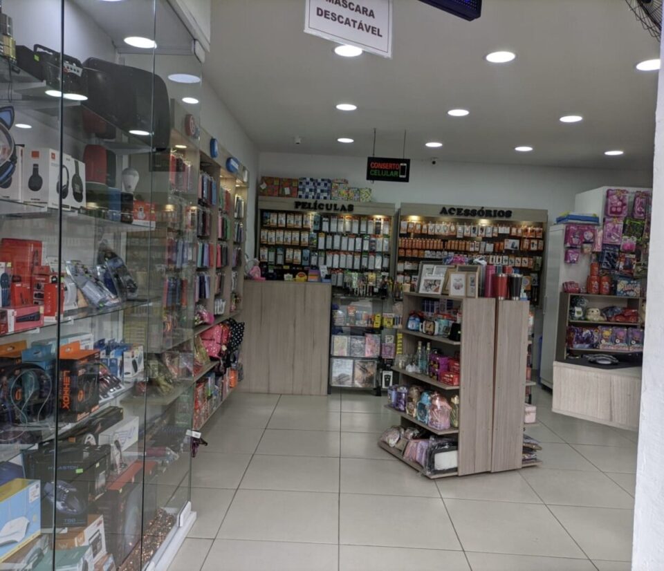 Loja de acessórios de celulares e informática