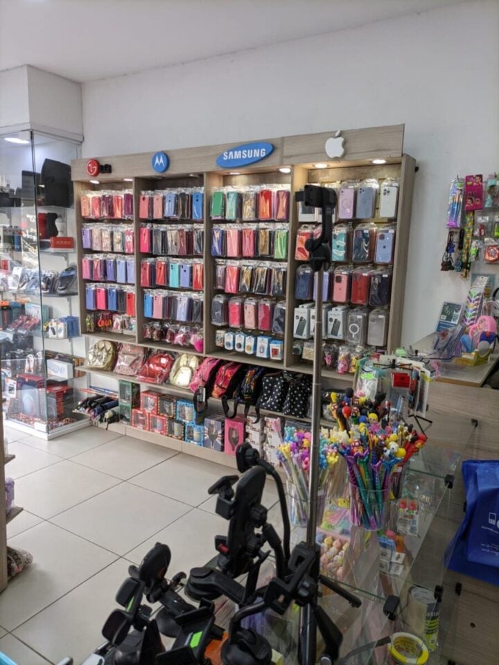 Loja de acessórios de celulares e informática