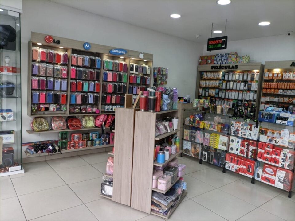 Loja de acessórios de celulares e informática