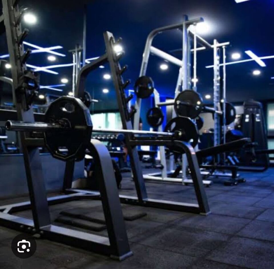 Academia de musculação à venda