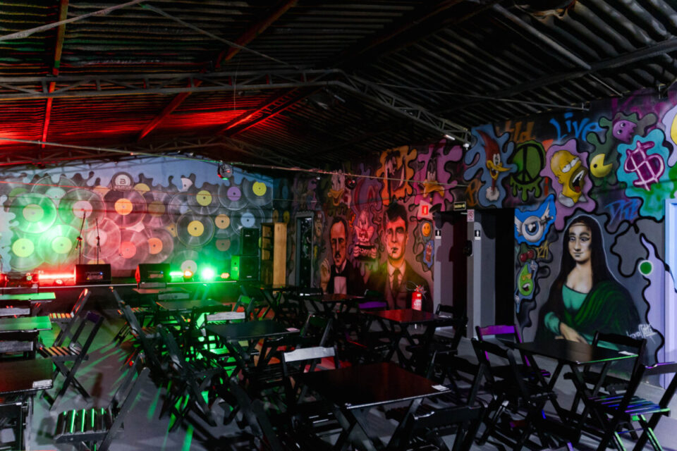 Vende-se Bar completo Embu das Artes